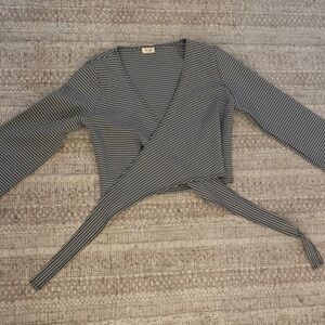 Brandy Melville size small black and white long sleeve
